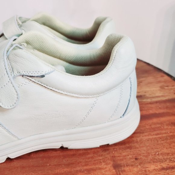Brand New Never Been Worn Sport Walk Running/Walking Shoes Men's 11W Bone Ivory - Picture 9 of 10